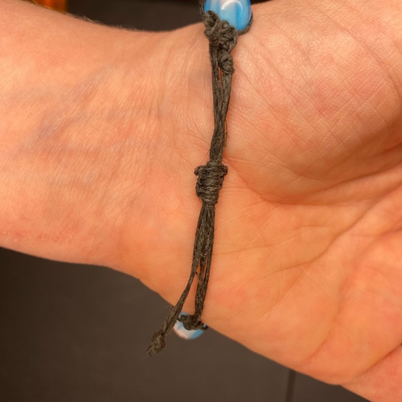 HANDCRAFTED/HANDMADE Red, White, and Blue Glass Flower Beads with Black Hemp - Picture 4 of 5